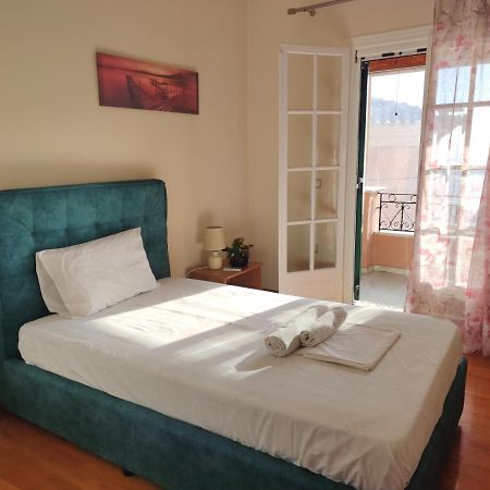 San Vlassis Area Apartment Lákones エクステリア 写真